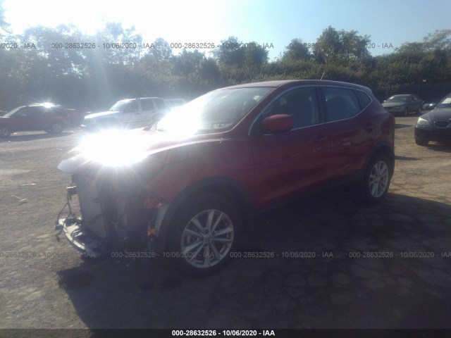 Photo 1 VIN: JN1BJ1CR5JW286564 - NISSAN ROGUE 