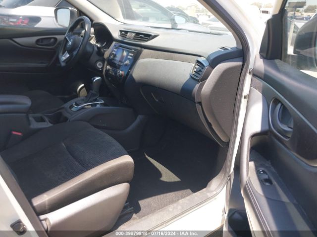 Photo 4 VIN: JN1BJ1CR6HW101061 - NISSAN ROGUE SPORT 