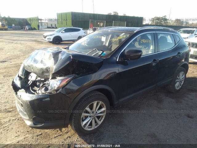 Photo 1 VIN: JN1BJ1CR6HW110813 - NISSAN ROGUE 