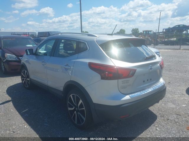 Photo 2 VIN: JN1BJ1CR6HW137560 - NISSAN ROGUE SPORT 