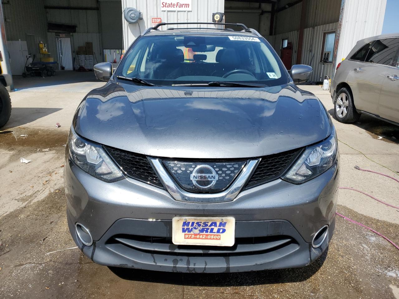 Photo 4 VIN: JN1BJ1CR6JW600030 - NISSAN ROGUE 