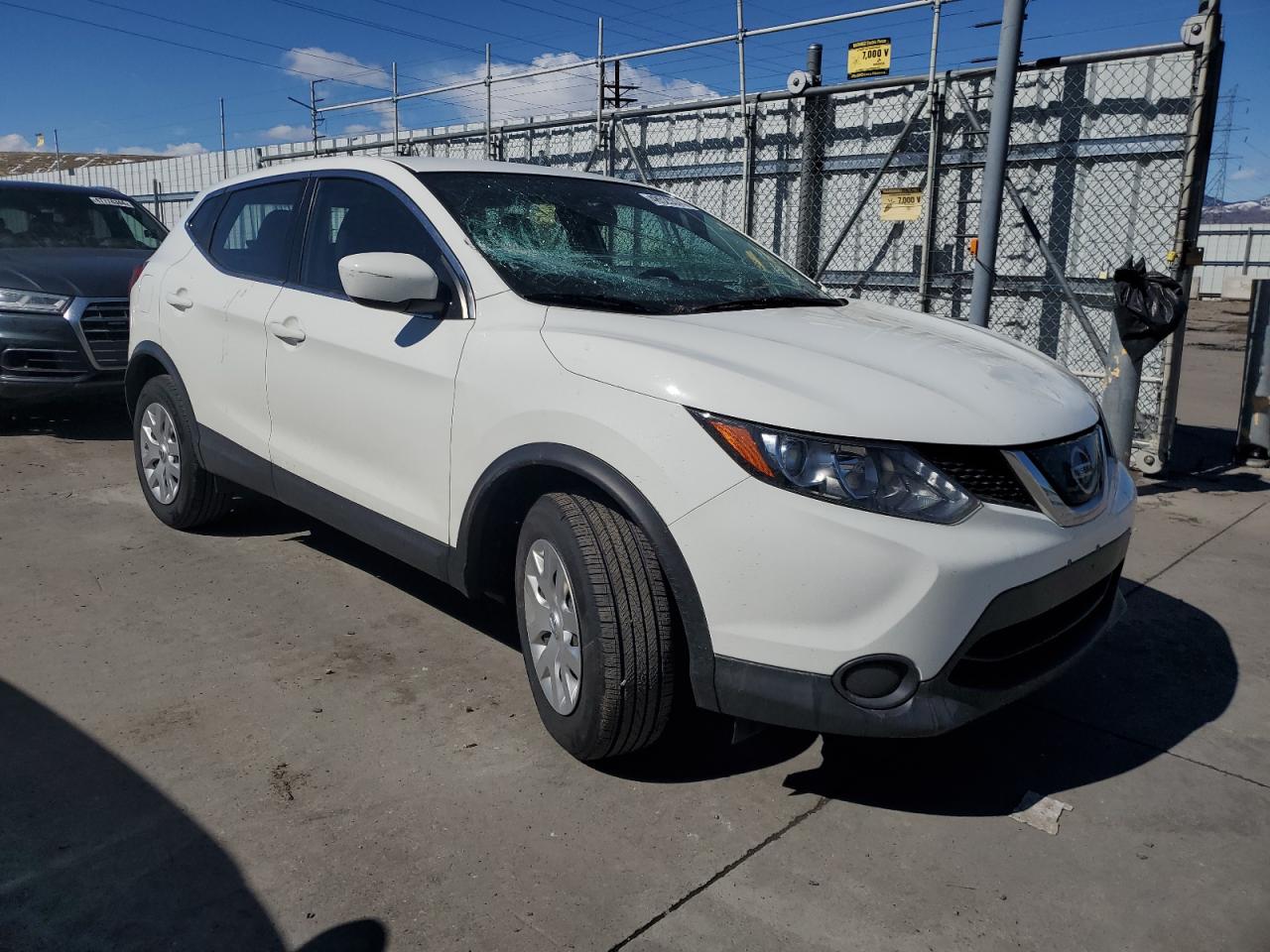 Photo 3 VIN: JN1BJ1CR6KW316267 - NISSAN ROGUE 