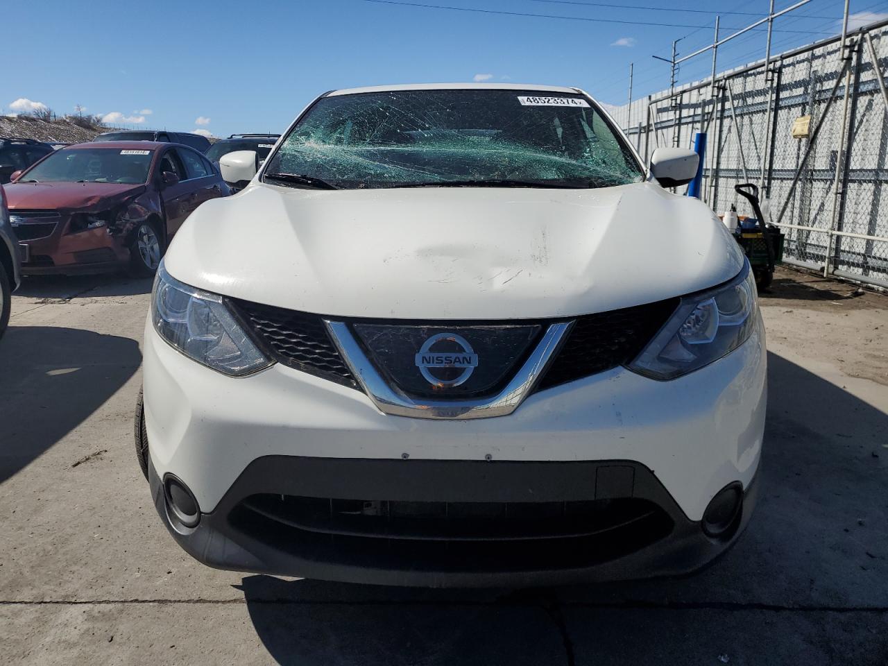 Photo 4 VIN: JN1BJ1CR6KW316267 - NISSAN ROGUE 