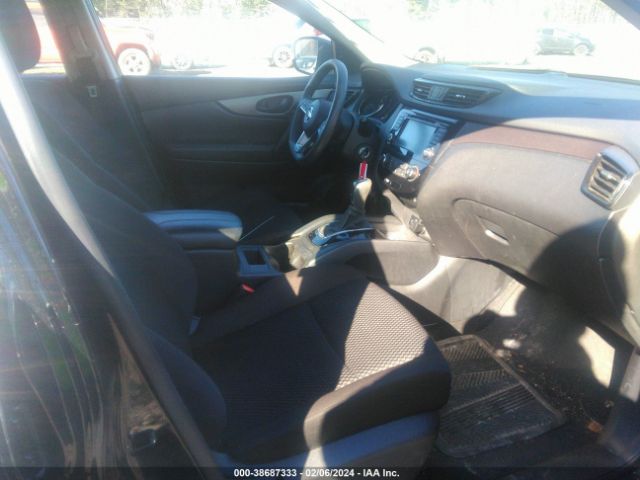 Photo 4 VIN: JN1BJ1CR6KW349995 - NISSAN ROGUE SPORT 