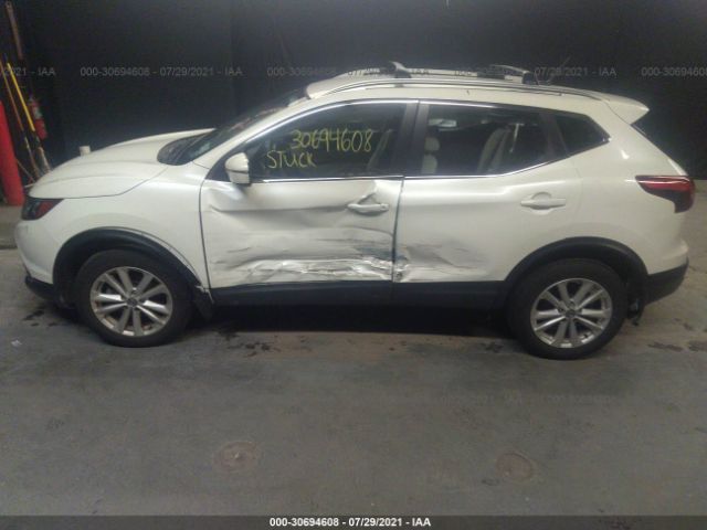 Photo 5 VIN: JN1BJ1CR6KW625043 - NISSAN ROGUE SPORT 