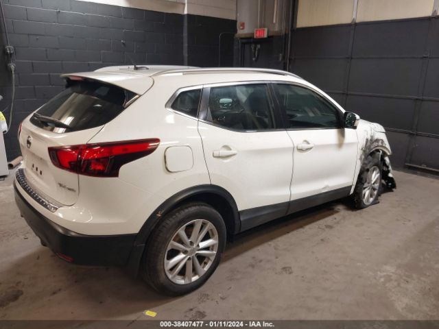 Photo 3 VIN: JN1BJ1CR7HW100842 - NISSAN ROGUE SPORT 