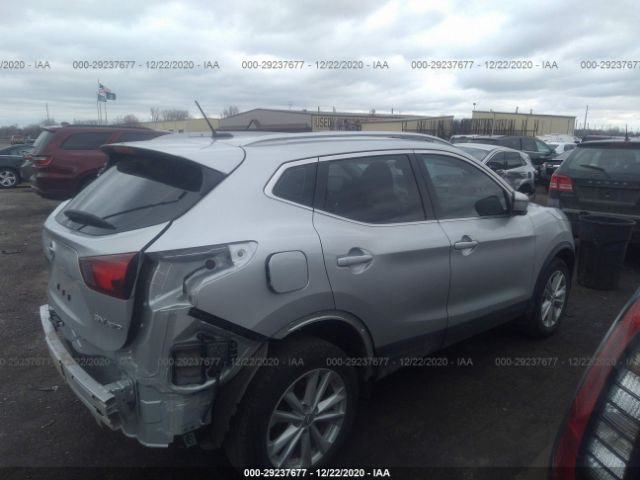 Photo 3 VIN: JN1BJ1CR7HW110562 - NISSAN ROGUE SPORT 