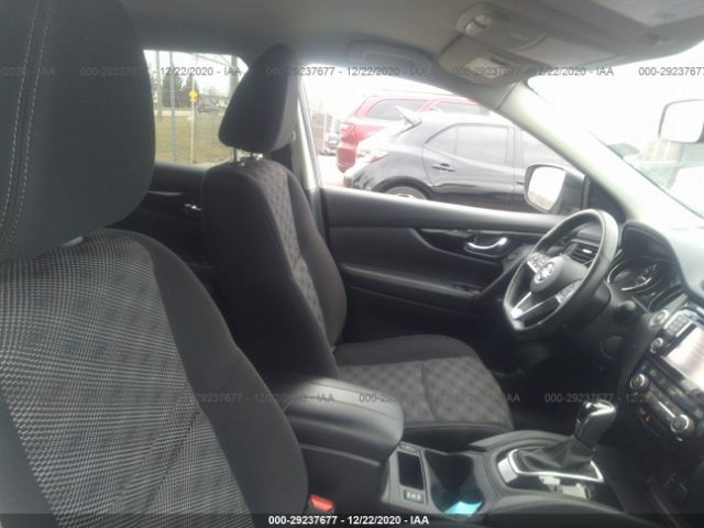 Photo 4 VIN: JN1BJ1CR7HW110562 - NISSAN ROGUE SPORT 