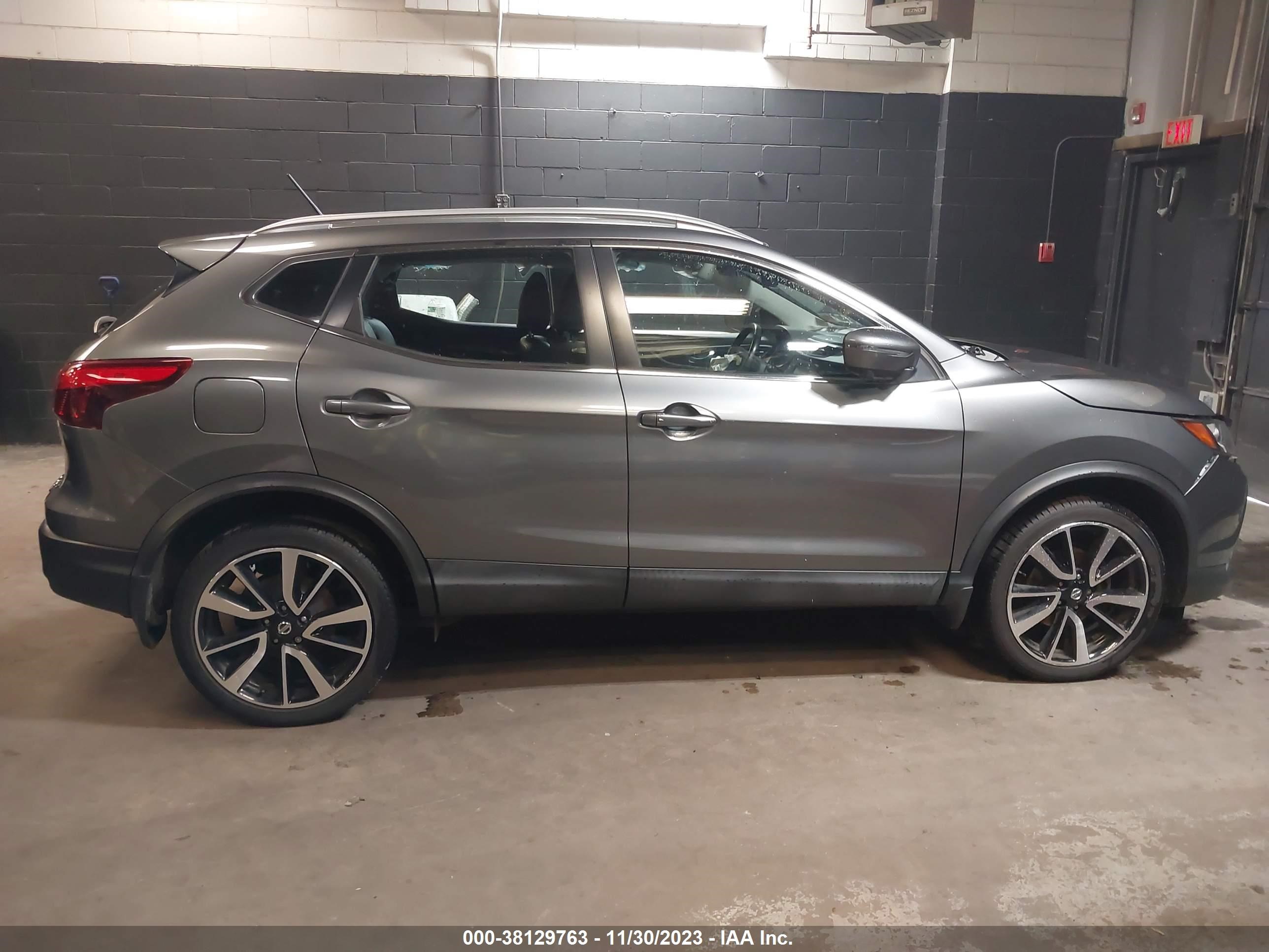 Photo 12 VIN: JN1BJ1CR7HW113994 - NISSAN ROGUE SPORT 