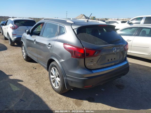 Photo 2 VIN: JN1BJ1CR7HW140385 - NISSAN ROGUE SPORT 