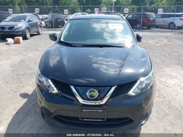 Photo 5 VIN: JN1BJ1CR7JW253842 - NISSAN ROGUE SPORT 