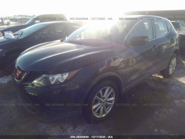 Photo 1 VIN: JN1BJ1CR7JW255199 - NISSAN ROGUE-SPORT 