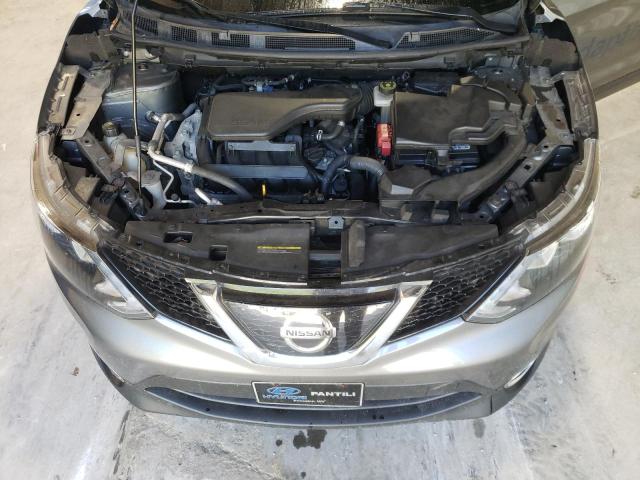 Photo 11 VIN: JN1BJ1CR7JW290115 - NISSAN ROGUE 