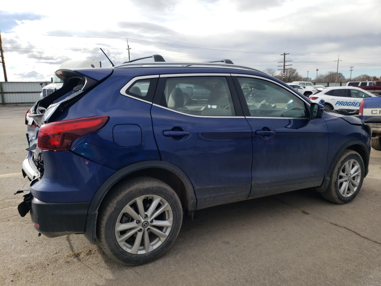 Photo 2 VIN: JN1BJ1CR7KW350668 - NISSAN ROGUE 