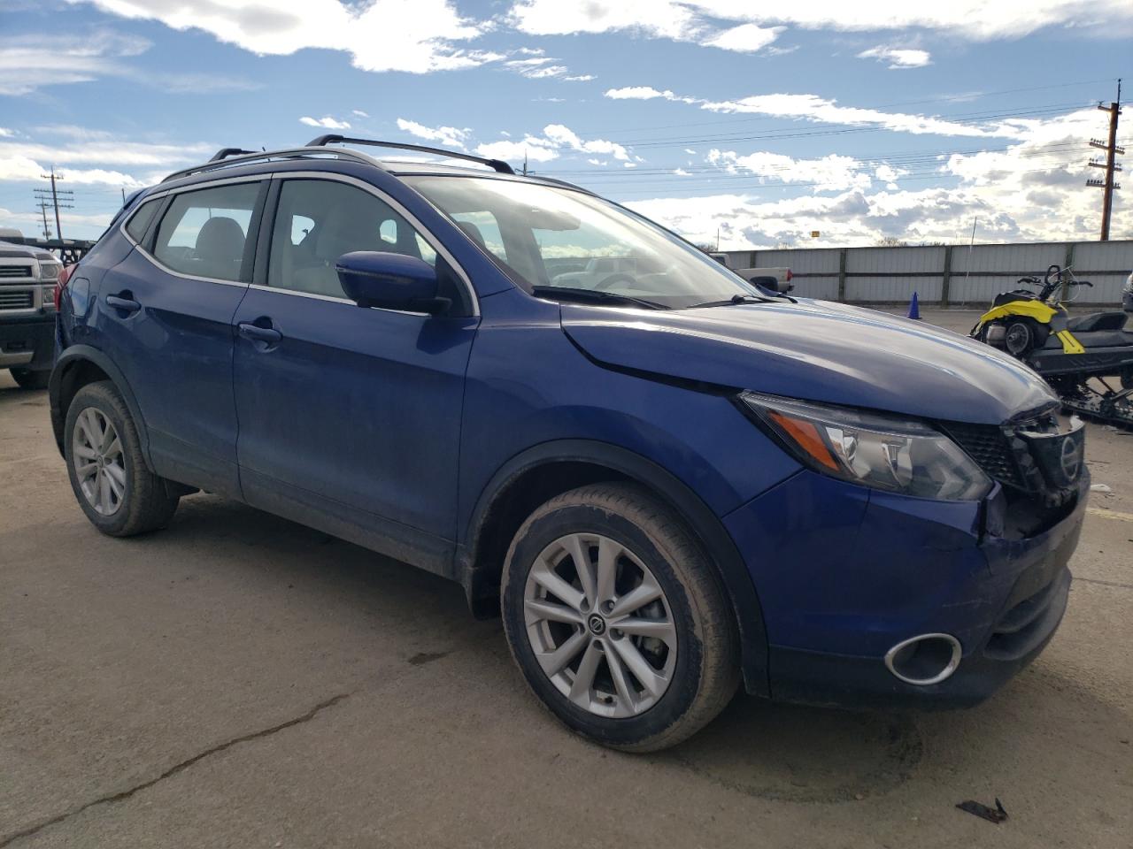 Photo 3 VIN: JN1BJ1CR7KW350668 - NISSAN ROGUE 