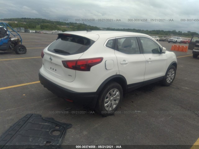 Photo 3 VIN: JN1BJ1CR8HW101871 - NISSAN ROGUE SPORT 