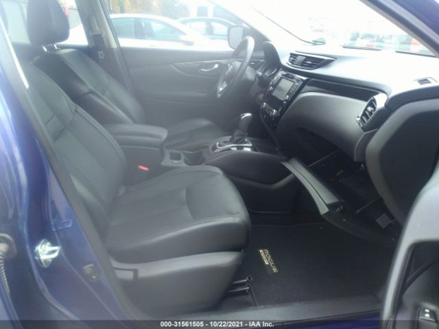 Photo 4 VIN: JN1BJ1CR8HW112076 - NISSAN ROGUE SPORT 