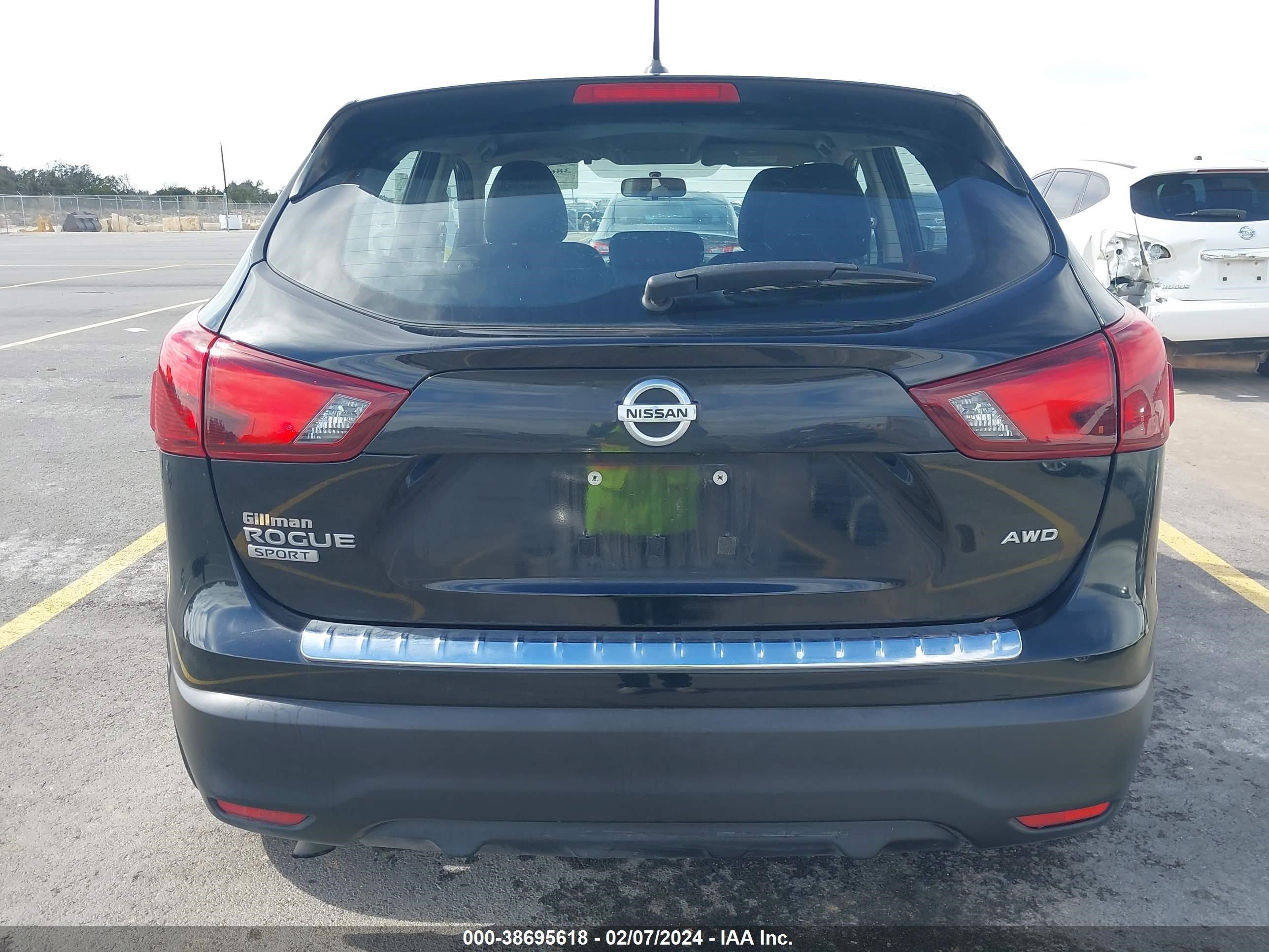 Photo 16 VIN: JN1BJ1CR8HW116113 - NISSAN ROGUE 