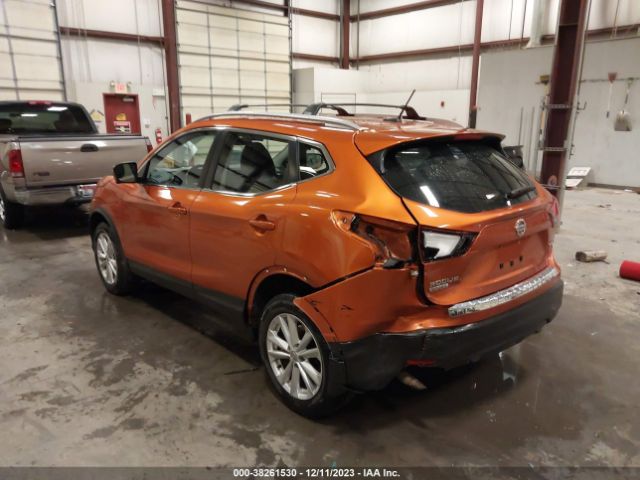 Photo 2 VIN: JN1BJ1CR8HW131632 - NISSAN ROGUE SPORT 