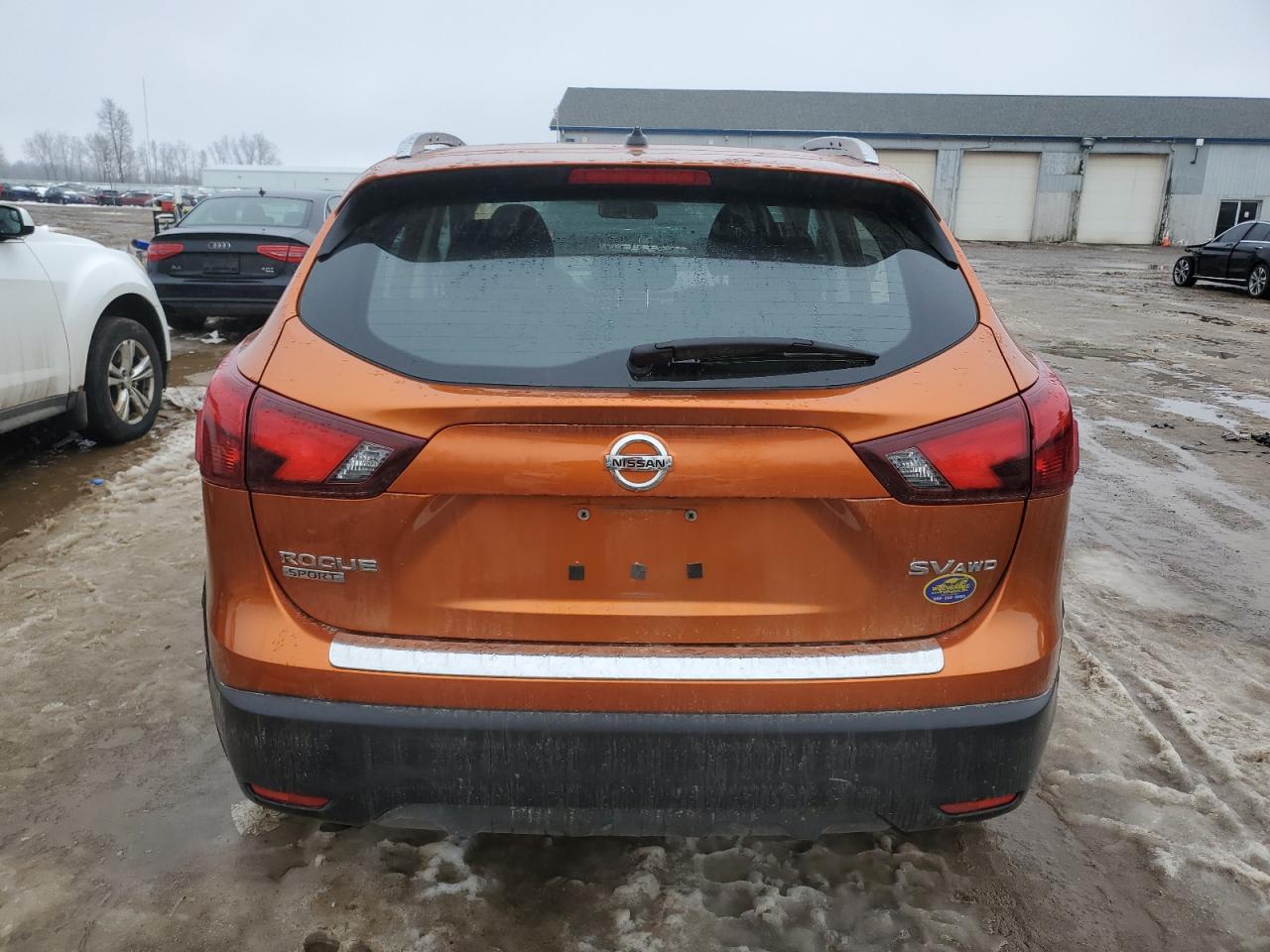 Photo 5 VIN: JN1BJ1CR8HW133705 - NISSAN ROGUE 