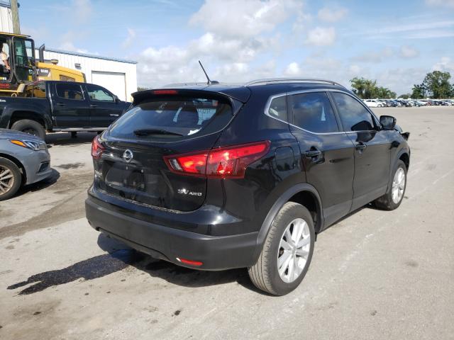 Photo 3 VIN: JN1BJ1CR8JW252733 - NISSAN ROGUE-SPORT 