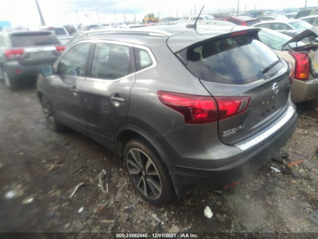 Photo 2 VIN: JN1BJ1CR8JW253428 - NISSAN ROGUE SPORT 