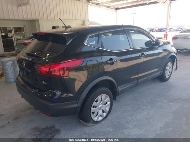 Photo 3 VIN: JN1BJ1CR8JW255647 - NISSAN ROGUE SPORT 