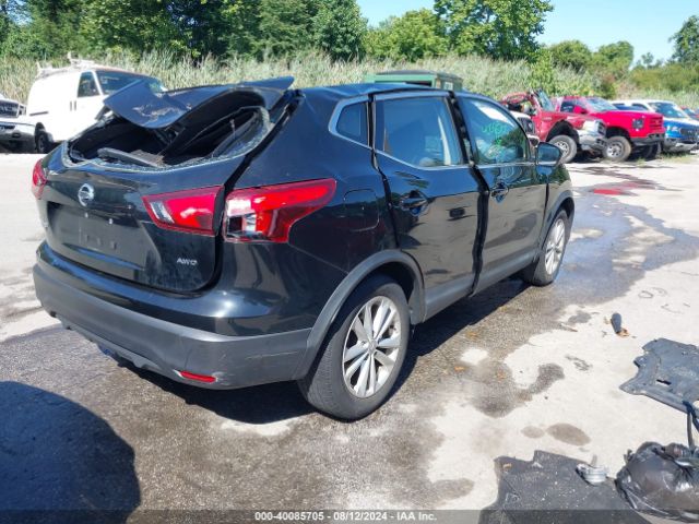 Photo 3 VIN: JN1BJ1CR8JW267281 - NISSAN ROGUE SPORT 