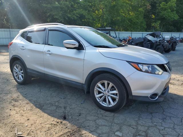 Photo 3 VIN: JN1BJ1CR8JW286123 - NISSAN ROGUE SPOR 