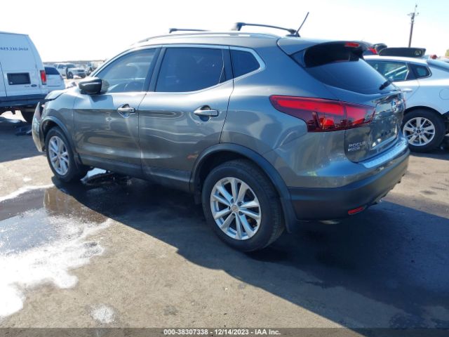 Photo 2 VIN: JN1BJ1CR8JW292570 - NISSAN ROGUE SPORT 