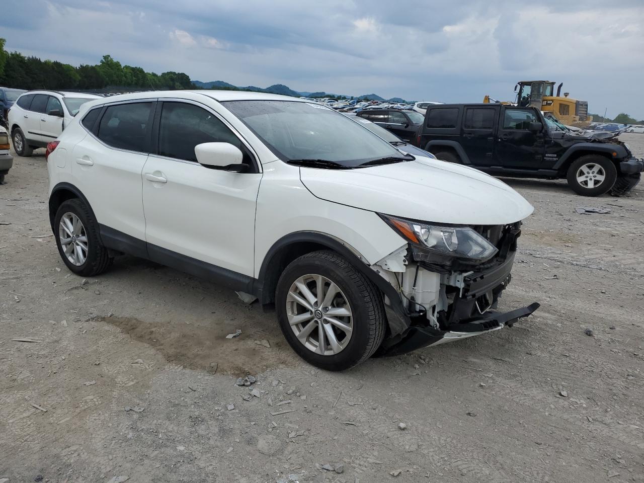 Photo 3 VIN: JN1BJ1CR8KW322779 - NISSAN ROGUE 