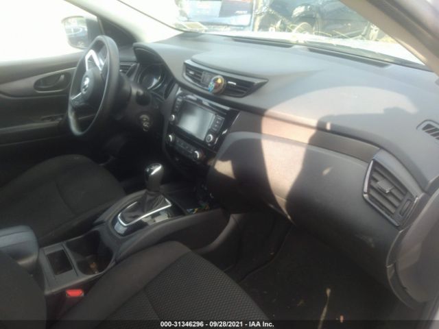 Photo 4 VIN: JN1BJ1CR8KW333748 - NISSAN ROGUE SPORT 