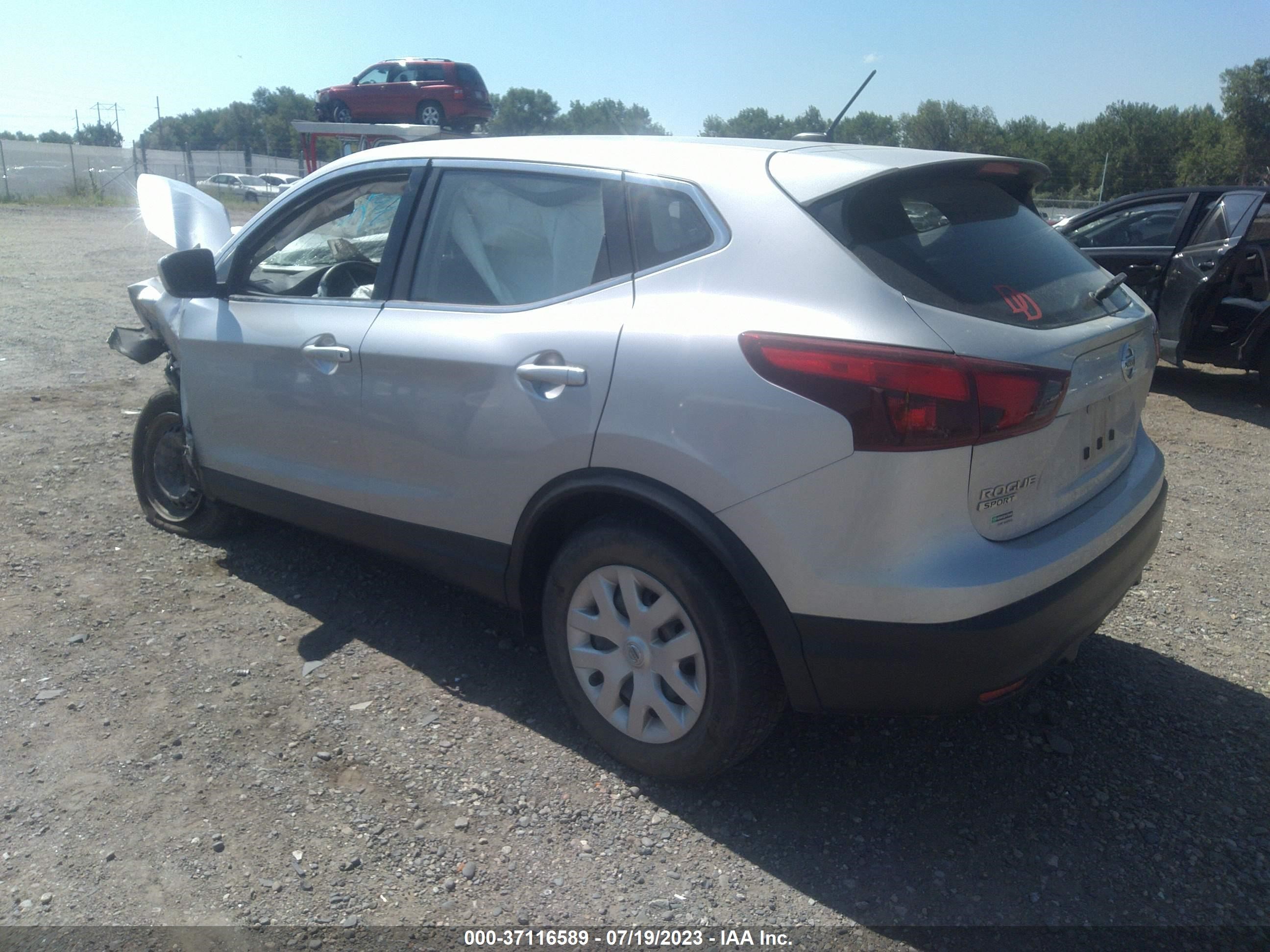 Photo 2 VIN: JN1BJ1CR8KW628588 - NISSAN ROGUE 