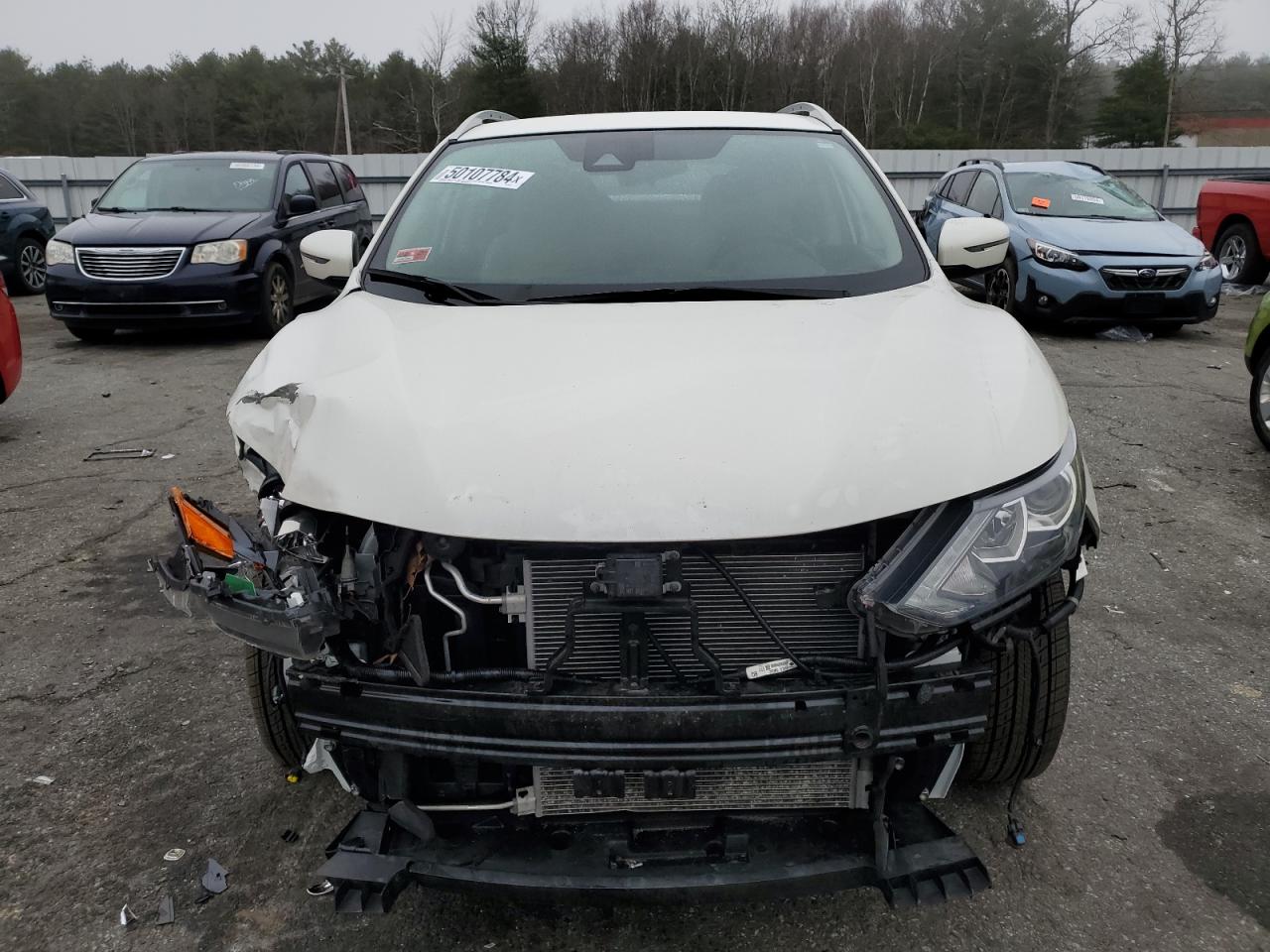 Photo 4 VIN: JN1BJ1CR8KW629787 - NISSAN ROGUE 