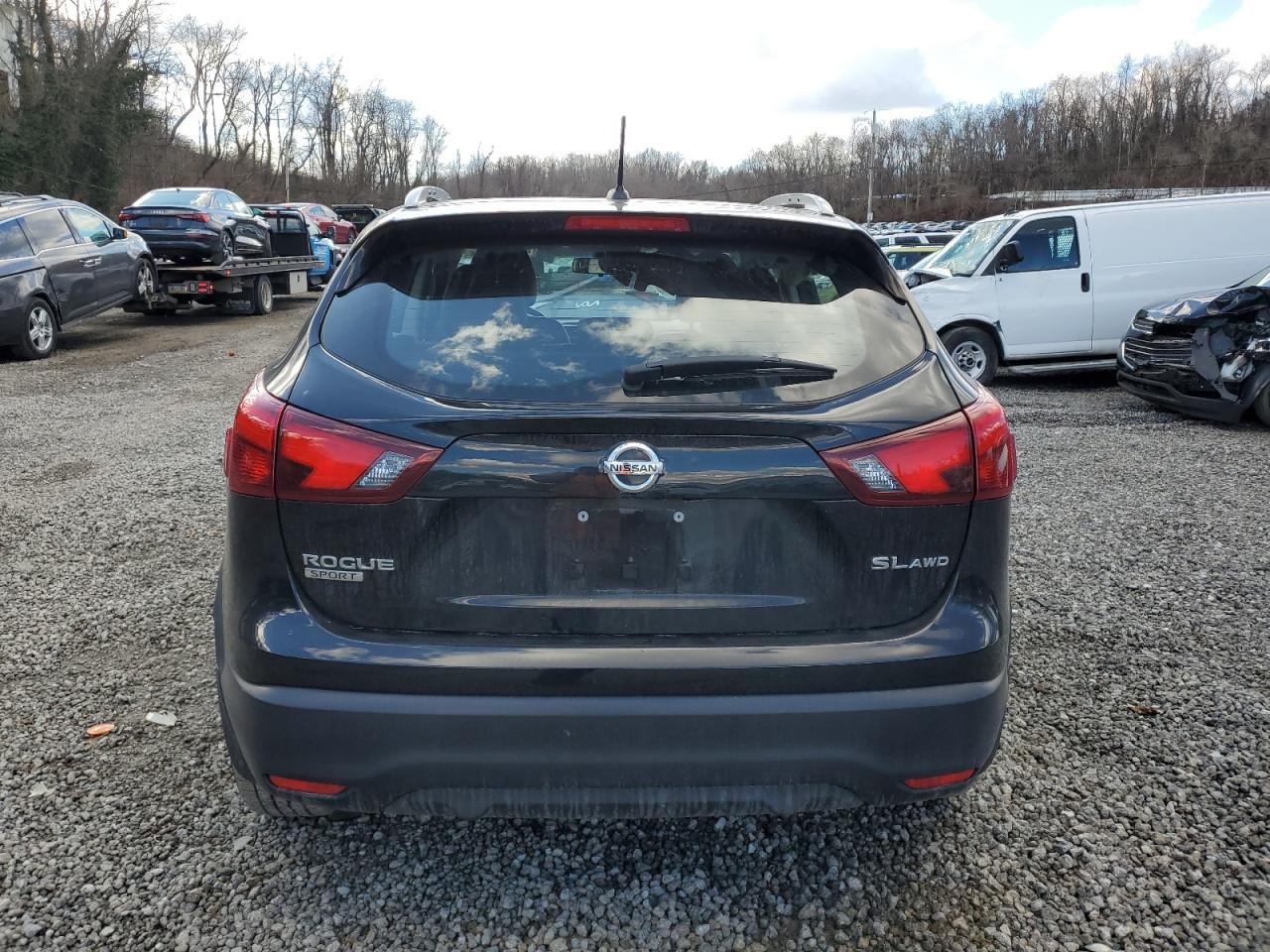 Photo 5 VIN: JN1BJ1CR9HW105735 - NISSAN ROGUE 