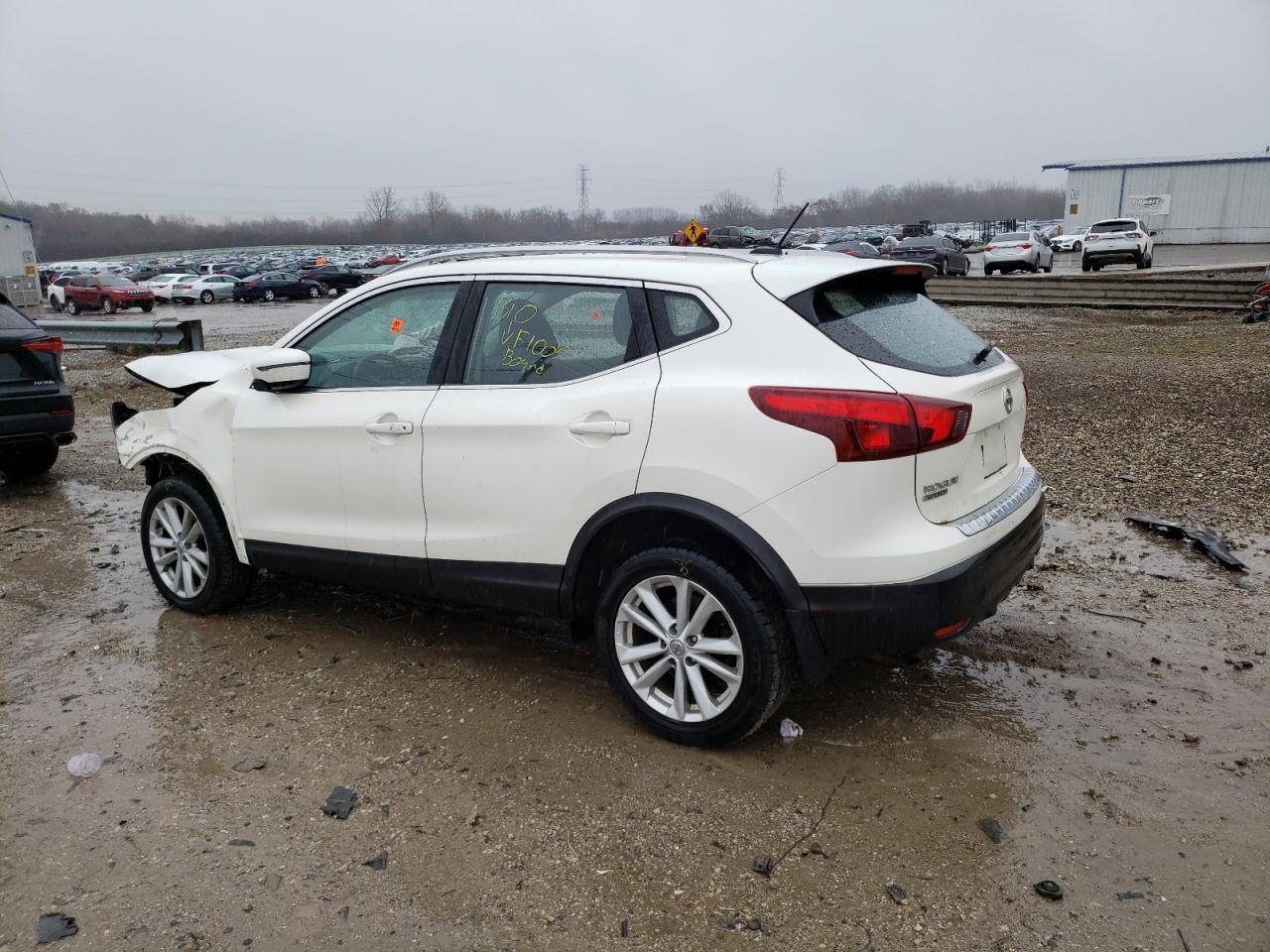 Photo 1 VIN: JN1BJ1CR9HW118663 - NISSAN ROGUE 