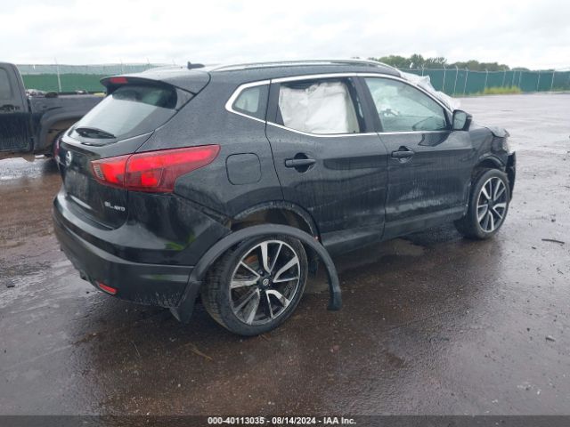 Photo 3 VIN: JN1BJ1CRXHW124570 - NISSAN ROGUE SPORT 