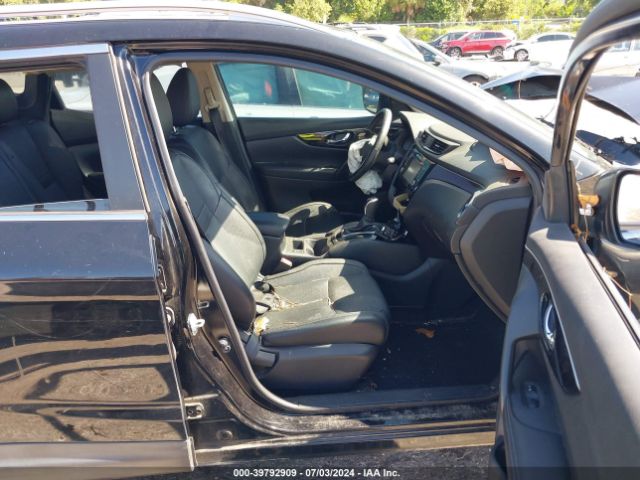 Photo 4 VIN: JN1BJ1CRXHW127355 - NISSAN ROGUE SPORT 