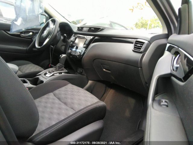 Photo 4 VIN: JN1BJ1CRXHW143927 - NISSAN ROGUE SPORT 