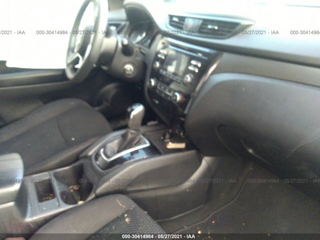 Photo 4 VIN: JN1BJ1CRXJW256265 - NISSAN ROGUE SPORT 