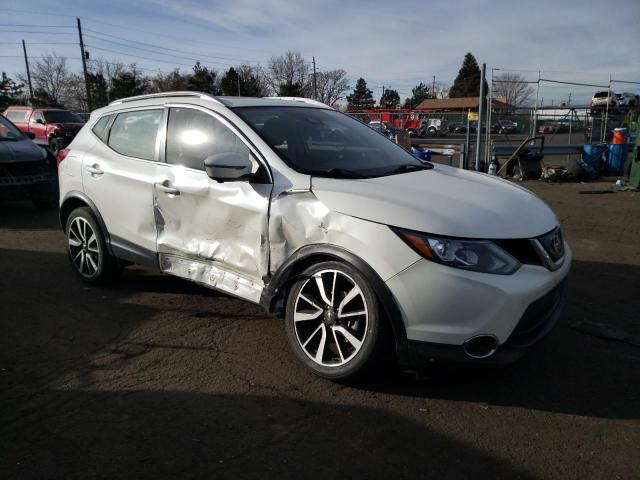 Photo 3 VIN: JN1BJ1CRXJW600953 - NISSAN ROGUE 