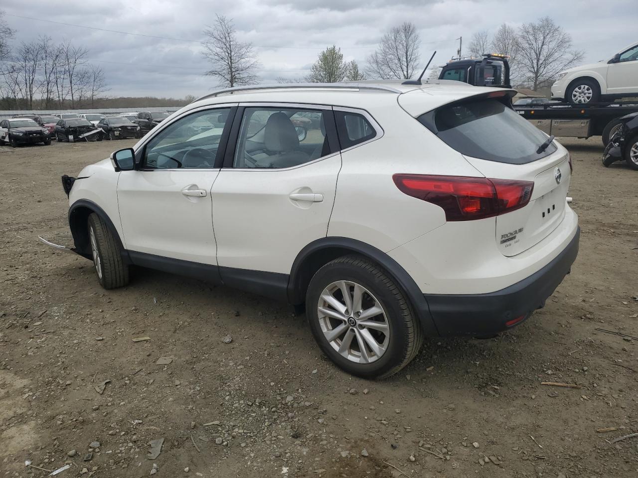 Photo 1 VIN: JN1BJ1CRXKW314568 - NISSAN ROGUE 