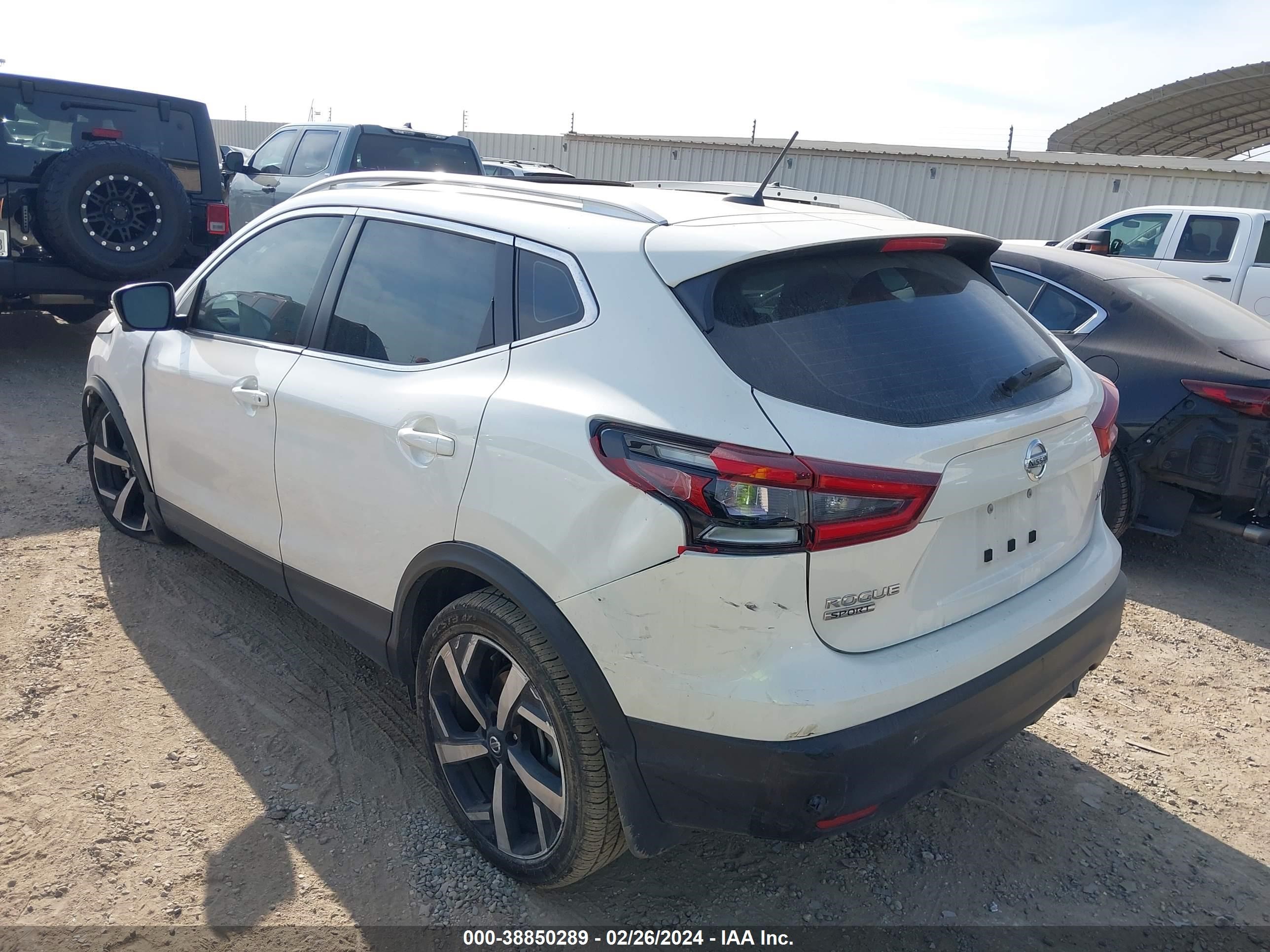 Photo 2 VIN: JN1BJ1CV2NW347873 - NISSAN ROGUE 