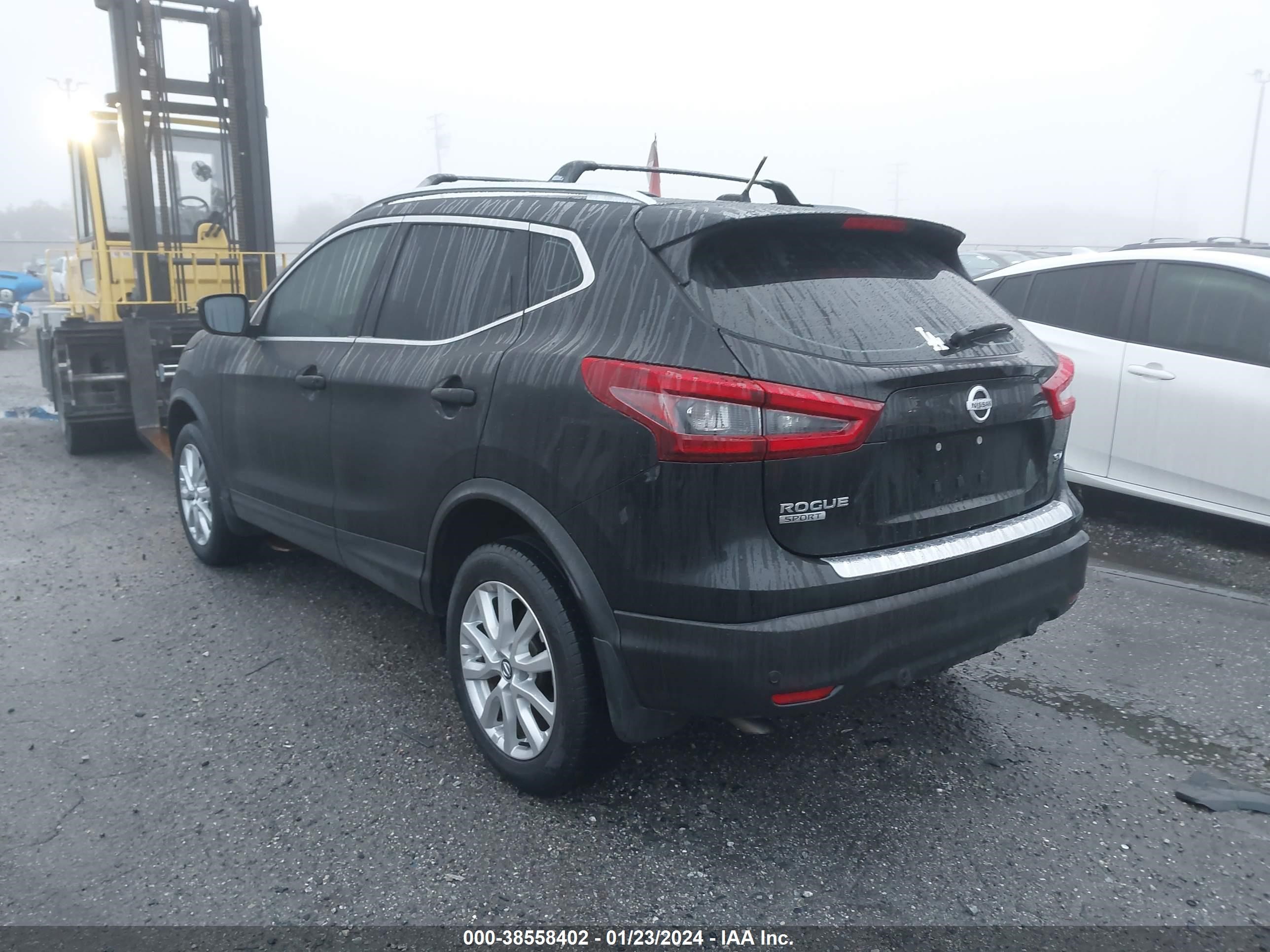 Photo 2 VIN: JN1BJ1CV3LW252428 - NISSAN ROGUE 