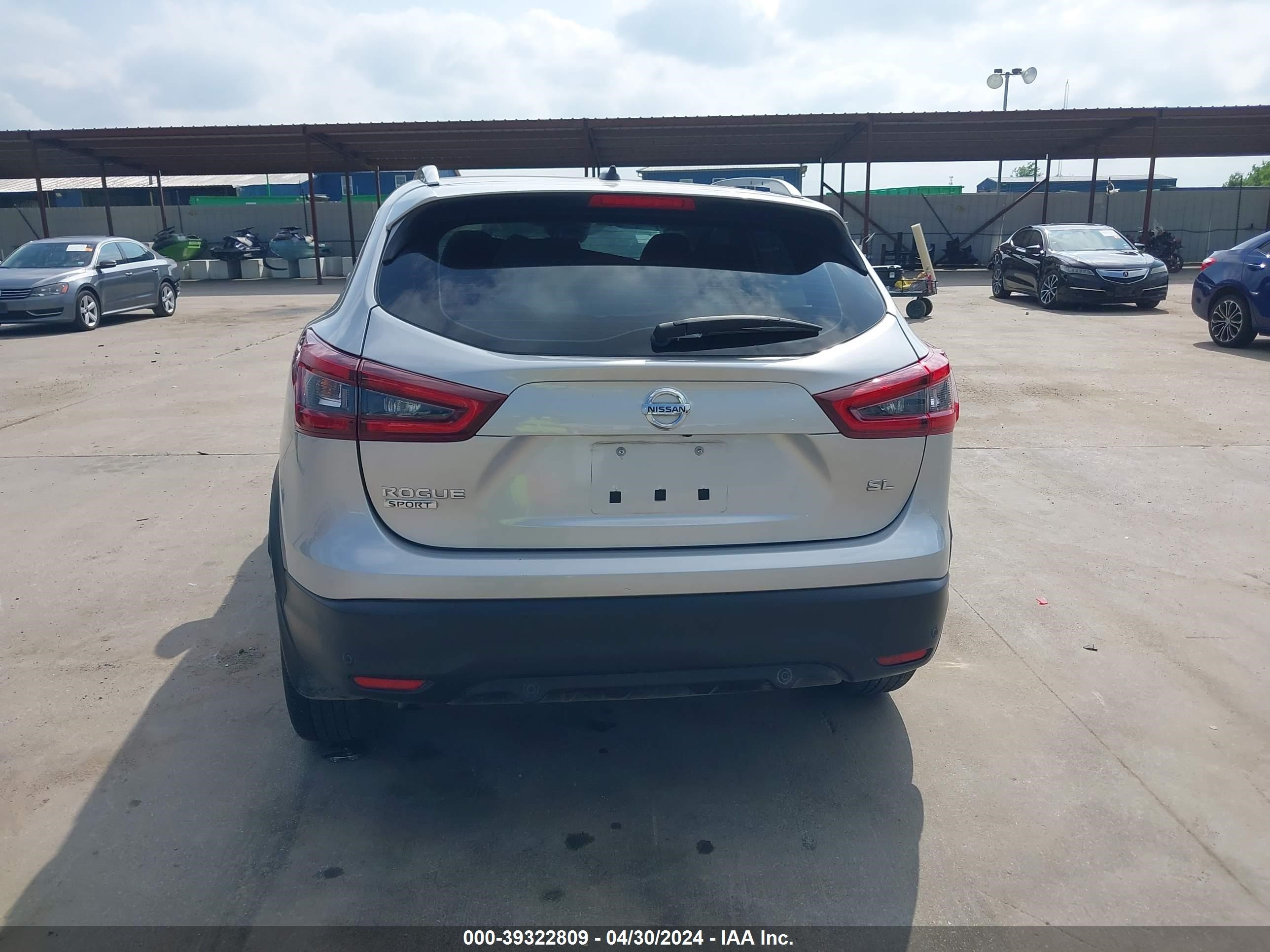 Photo 15 VIN: JN1BJ1CV4MW572083 - NISSAN ROGUE 