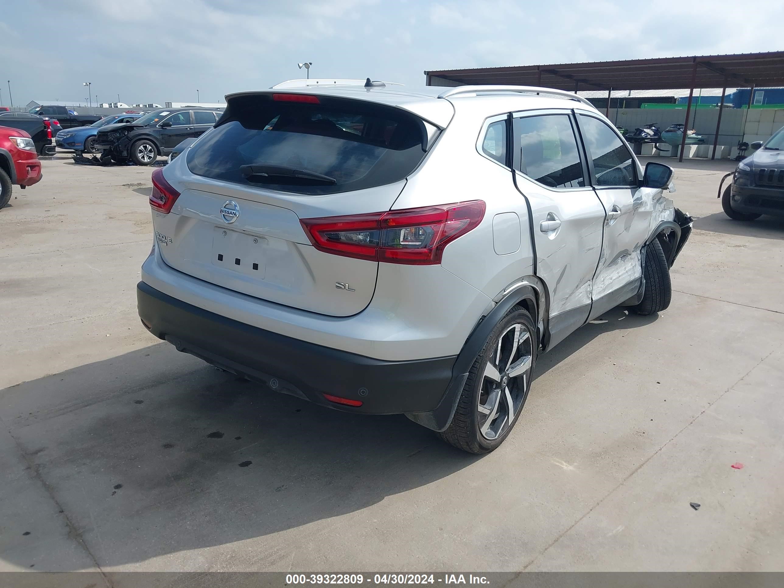 Photo 3 VIN: JN1BJ1CV4MW572083 - NISSAN ROGUE 