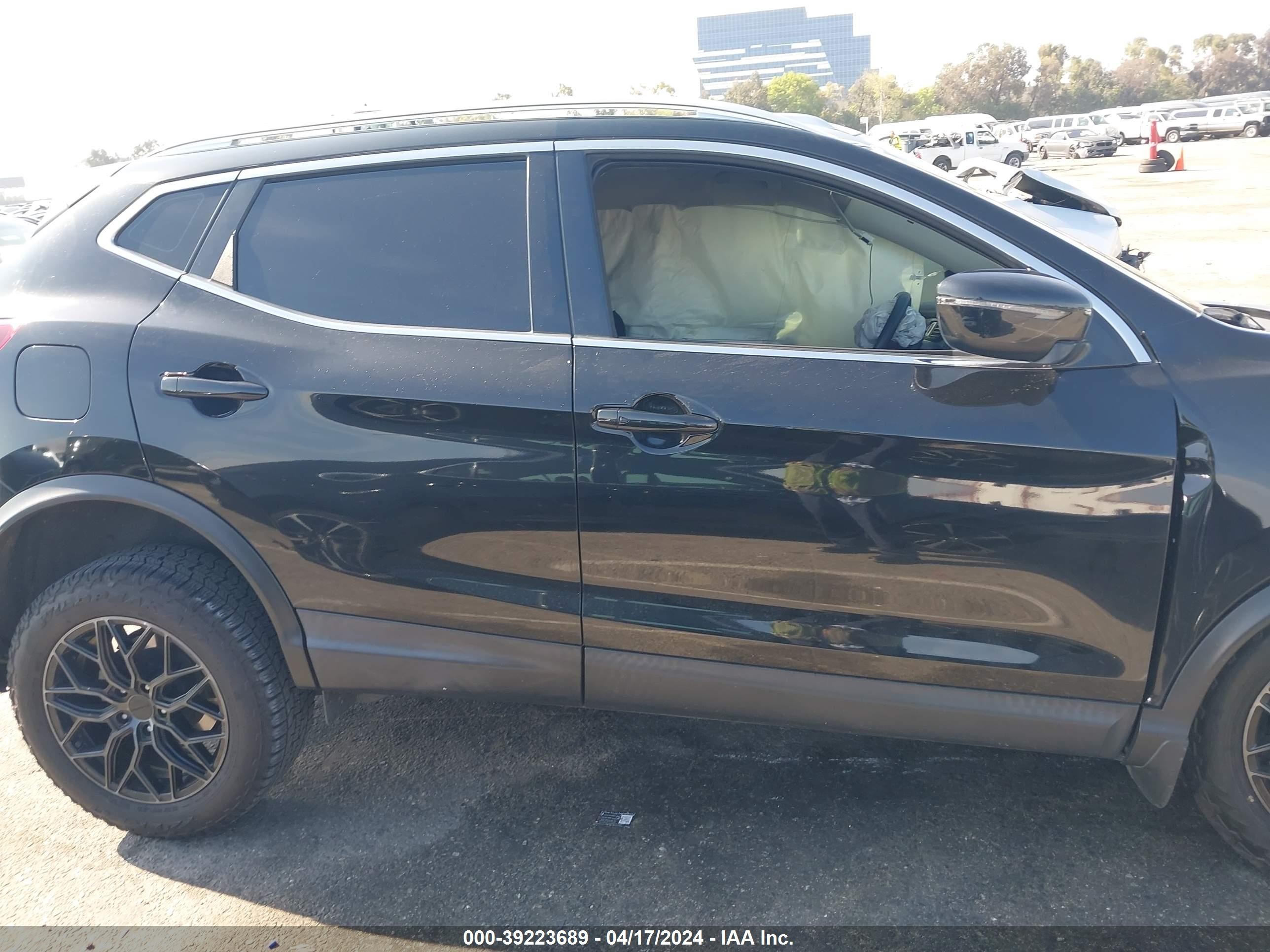 Photo 11 VIN: JN1BJ1CV5LW253242 - NISSAN ROGUE 