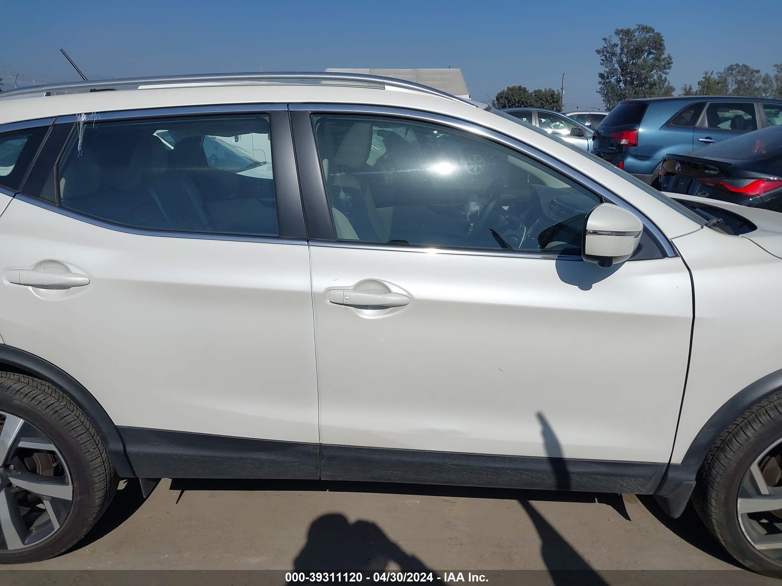 Photo 12 VIN: JN1BJ1CV7NW351384 - NISSAN ROGUE 