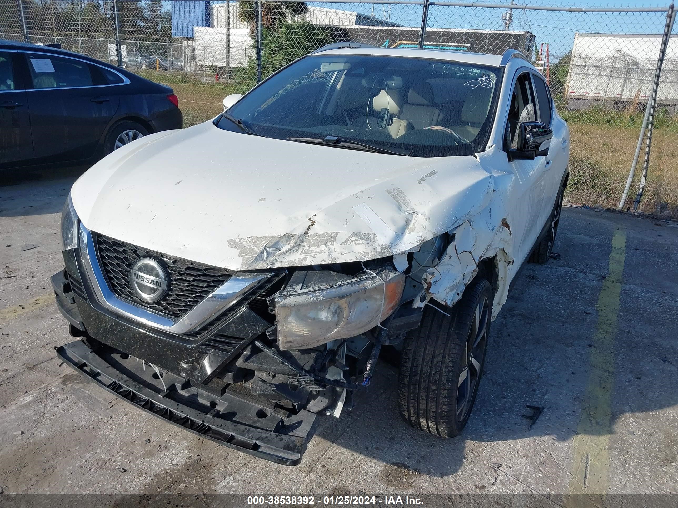 Photo 5 VIN: JN1BJ1CVXLW256735 - NISSAN ROGUE 