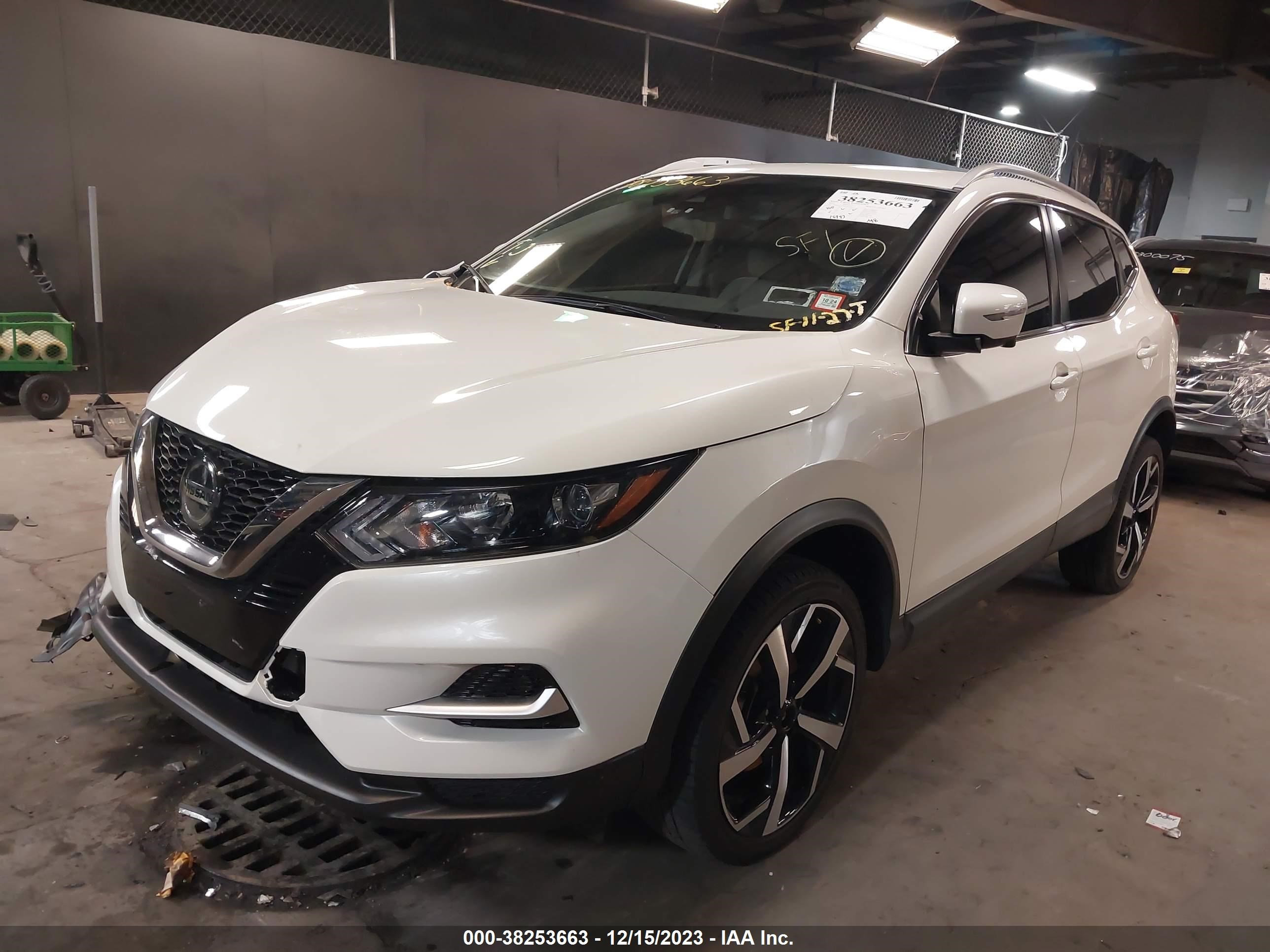 Photo 1 VIN: JN1BJ1CW0LW362412 - NISSAN ROGUE 